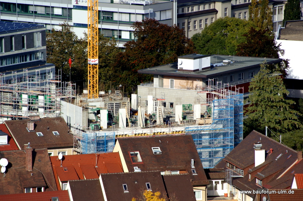 Ulm Ärztehaus mit Apotheke Oktober 2012 (1)
