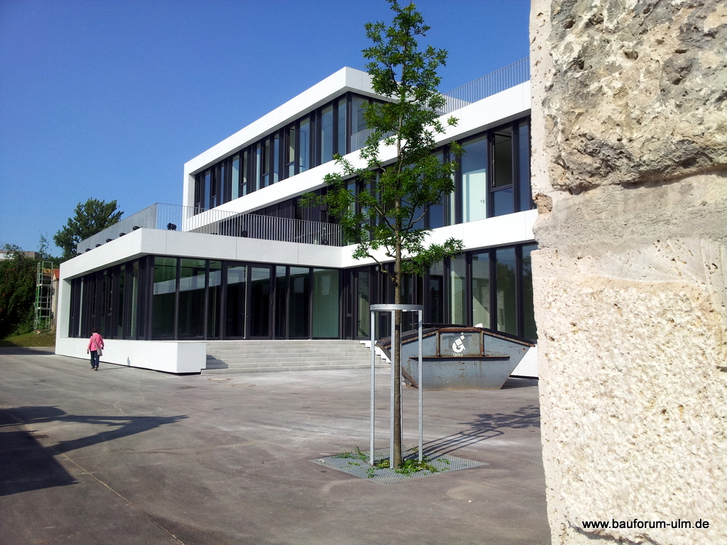 Ulm Ziegelländeweg Design-Schule an der Donau Juli 2013 (1)
