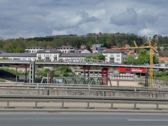 Neubau Straßenbahnbrücke Linie 2