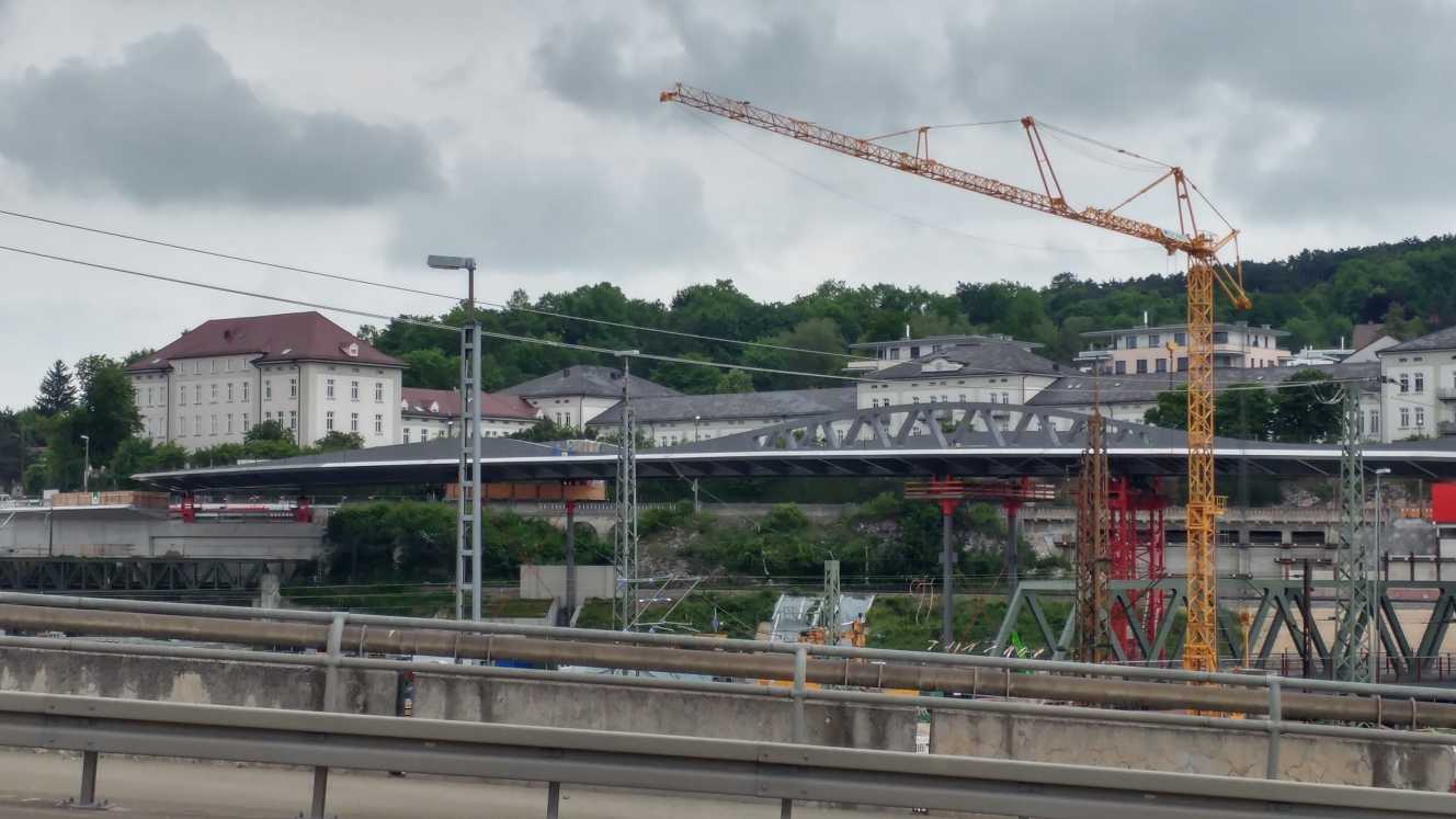 Neue Straßenbahnbrücke Linie 2 Ulm Juni 2017
