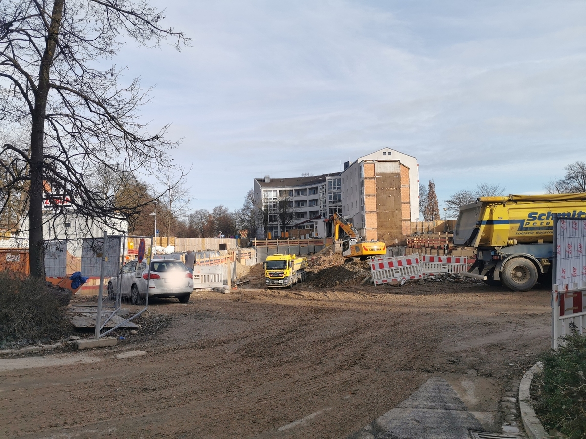 Ulm Neubau Pflegeheim an der Donau Januar 2020