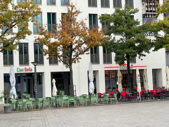 Ulm,Neubau,Hotel am Münsterplatz, Oktober 2022