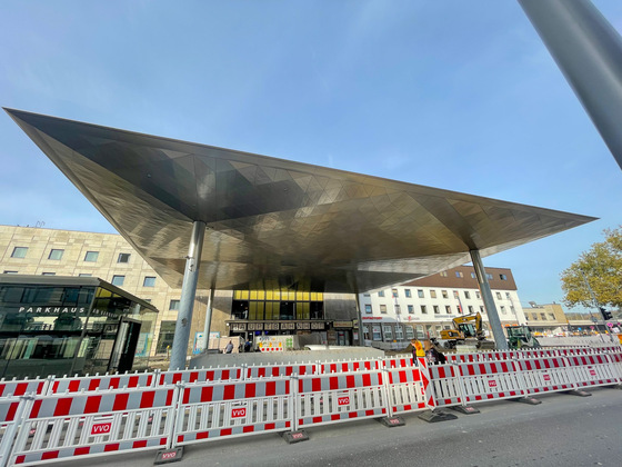 Ulm Neubau Bahnhofsdach Oktober 2022