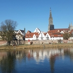 Ulm Stadt Silhouette mit Neuer Sparkasse Februar 2015